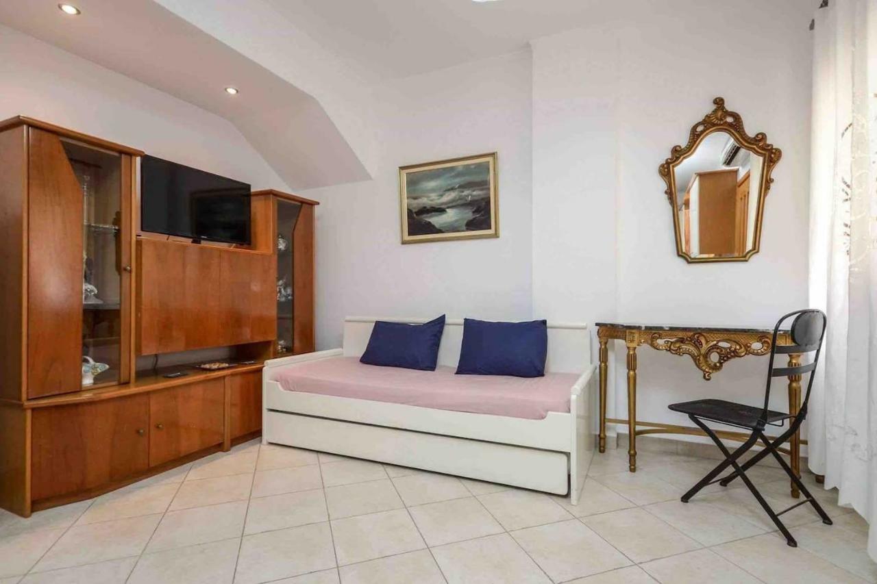Independent Agapitos Apart , 2Bdrm, Private Patio Naxos City Dış mekan fotoğraf